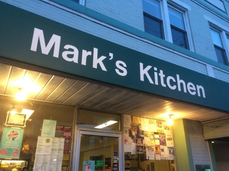 Marks Kitchen Hours